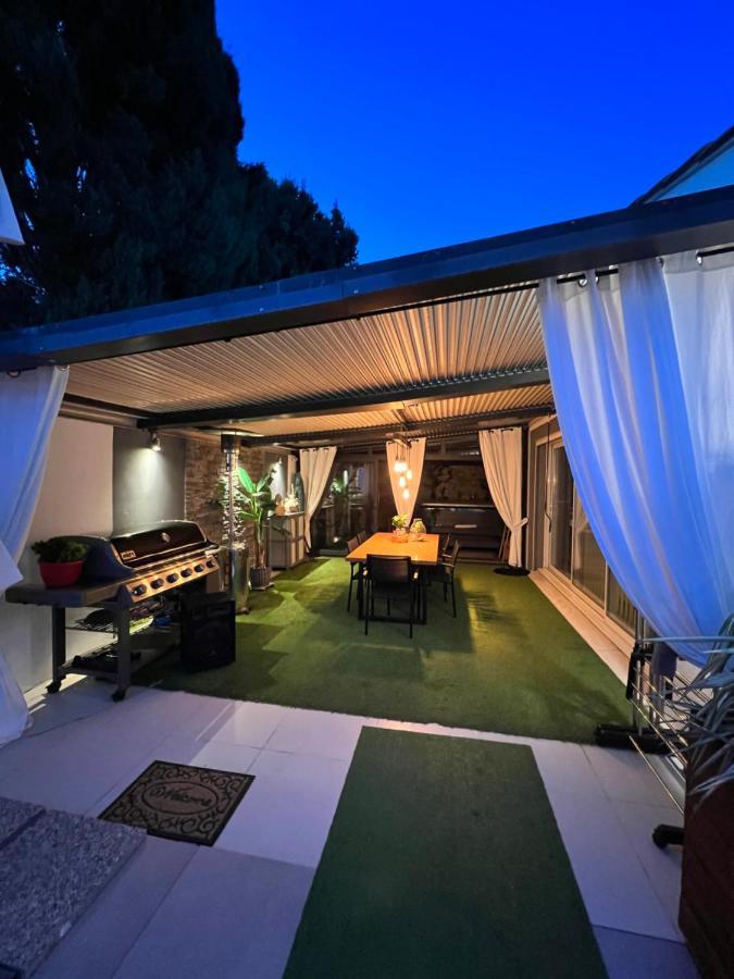 Mon Petit Bali Acomodação com café da manhã Maussane les Alpilles Exterior foto