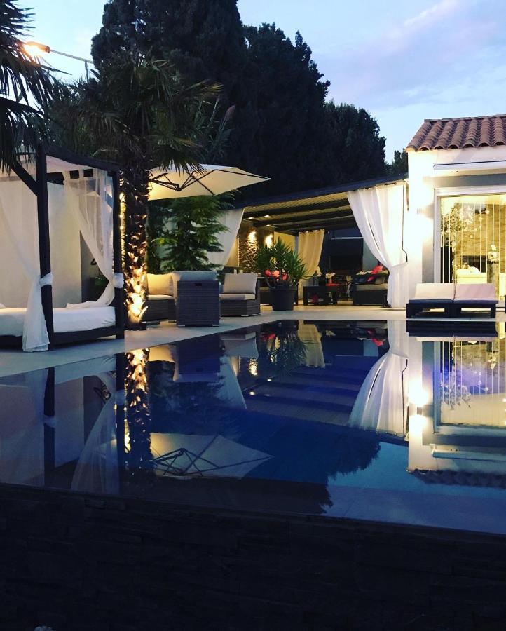 Mon Petit Bali Acomodação com café da manhã Maussane les Alpilles Exterior foto